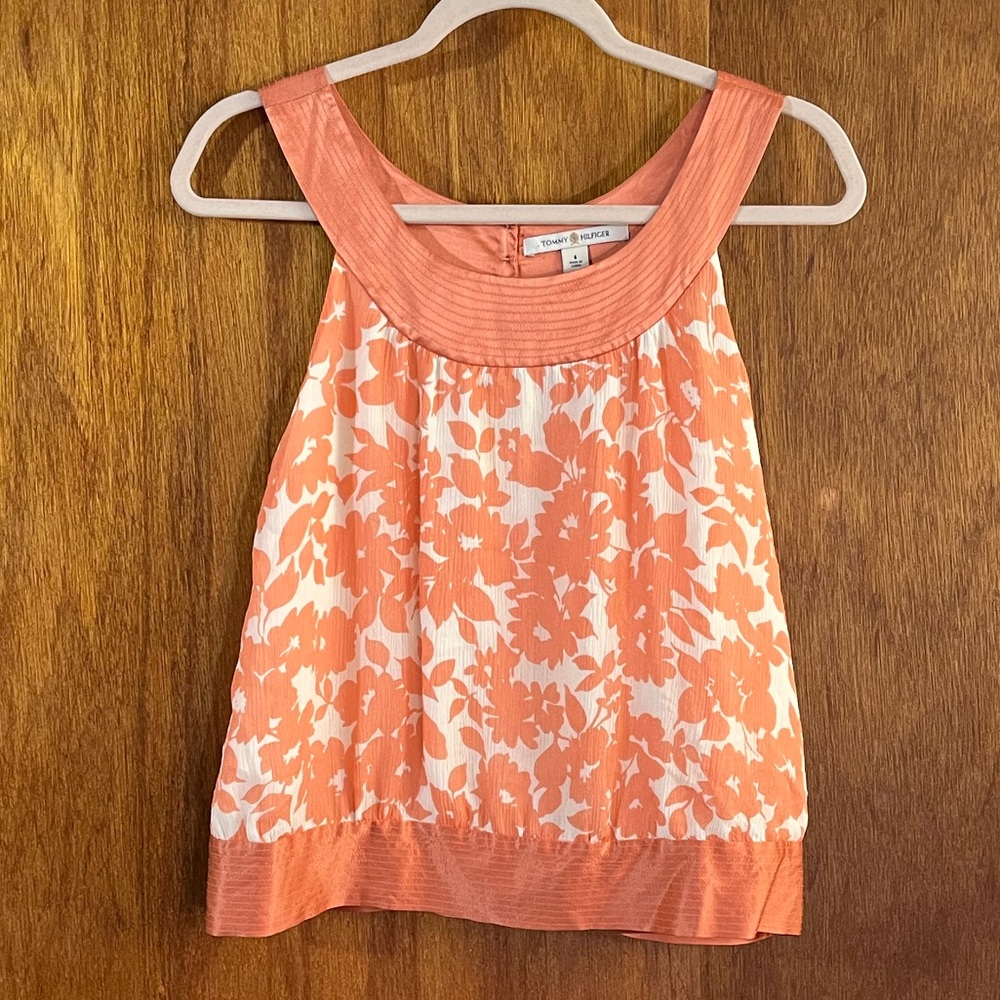 TOMMY HILFIGER Peach Floral Silk Sleeveless Top Sz 6